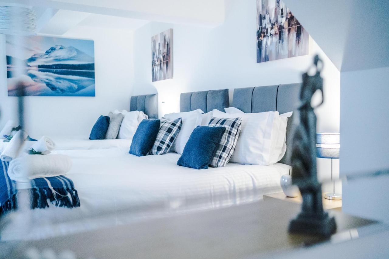 Stylish Chester City Centre Apartment By 53 Degrees Property, Ideal For Couples & Business Professionals - Sleeps 4 Экстерьер фото